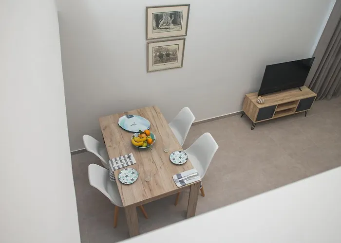 Lovely By The Apartamento