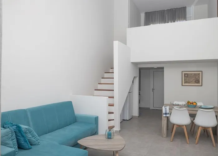 Apartamento Lovely By The Voroklini